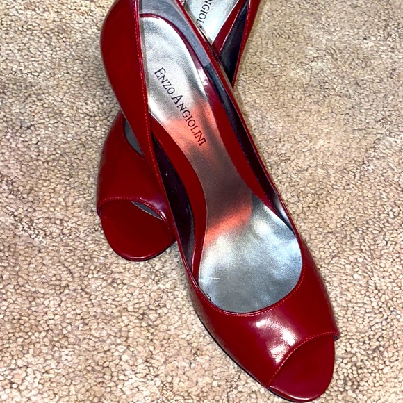 Red open toe heels - Picture 1 of 3